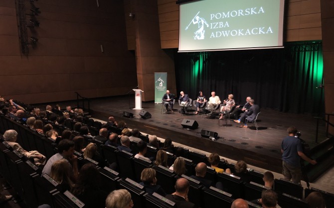 Adwokaci w procesach więźniów politycznych PRL