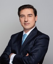 Adw.  Dariusz Maciejewski